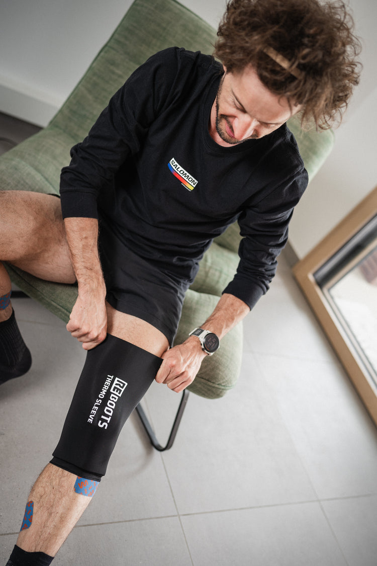 Reboots: Mann mit Thermosleeve an Bein