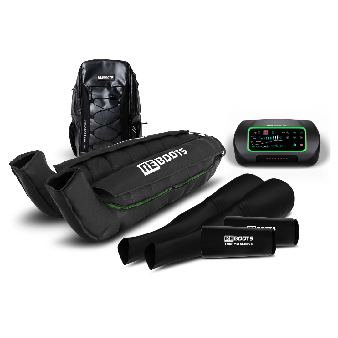 Reboots: Equipo de presoterapia One, con 8 cámaras, 6 programas de masaje, 240 mmHg de presión, pantalones completos, mochila y manguitos térmicos.