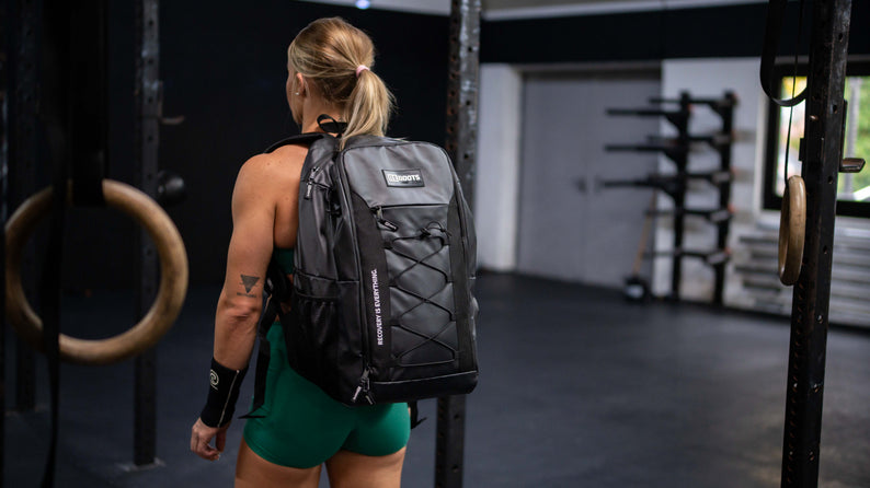 Reboots Rucksack mit Fach für Kompressionsmassagegerät – Recovery-Equipment fürs Fitnessstudio