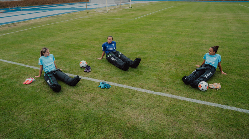Reboots Go X Recovery-Anwendung bei FC Viktoria Berlin Spielerinnen im Stadion