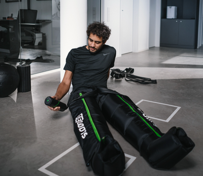 Mann nutzt Reboots Go Lite Boots