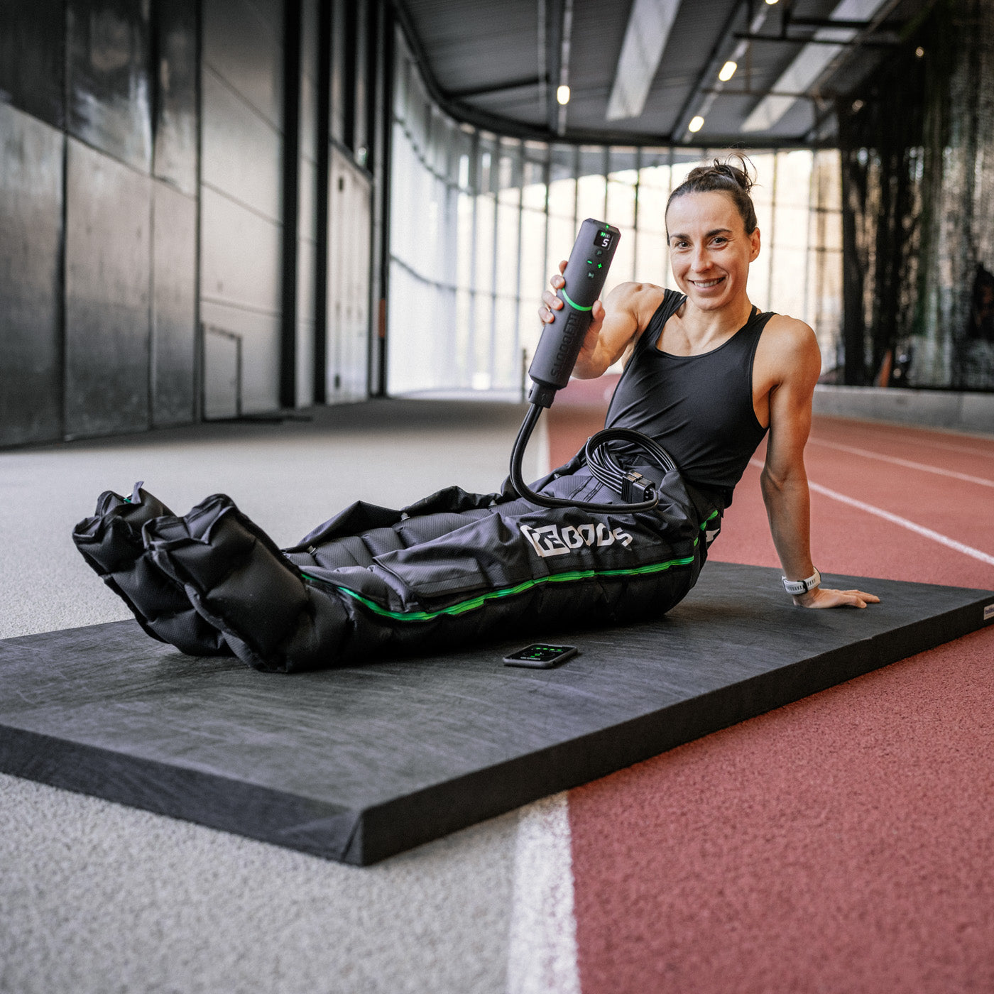 Reboots: GO Lite con pants completos es el equipo de presoterapia de la atleta de Crossfit Anne Haug.
