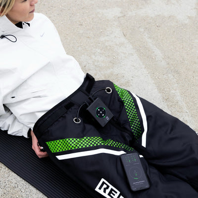 Reboots: Frau beim Sport-Recovery mit dem GO X-Gerät