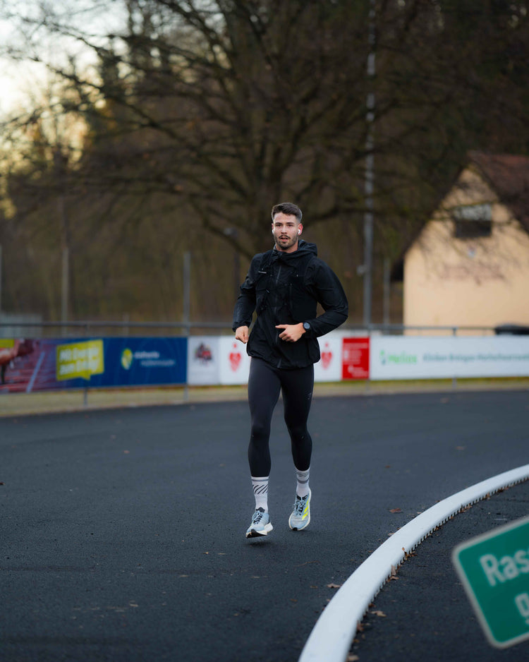 Reboots: Jogger auf Leichtathletikstrecke