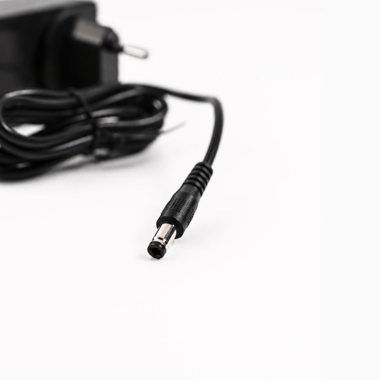 Reboots Chargers & Cables